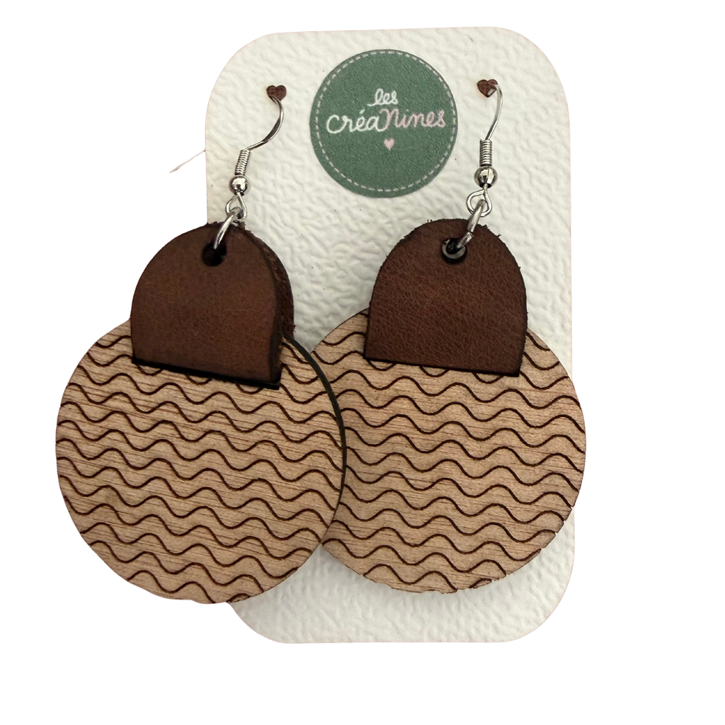 Boucles d'oreilles artisanales en bois gravé & cuir – Collection Géométrique & Graphique